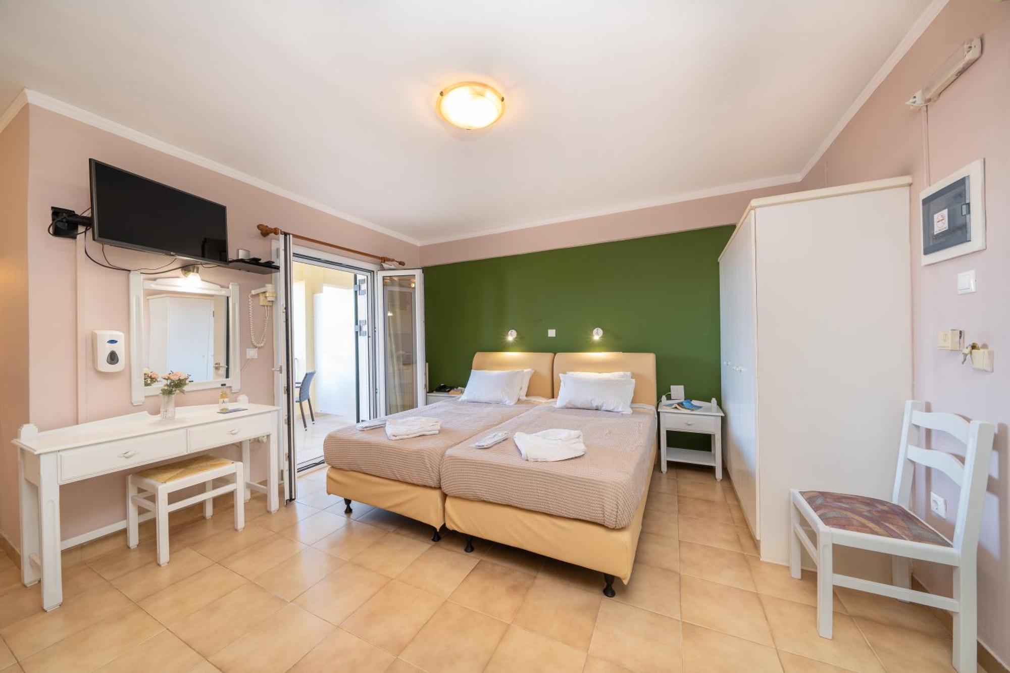 Stella Hotel Apartments Fiskardo Eksteriør billede
