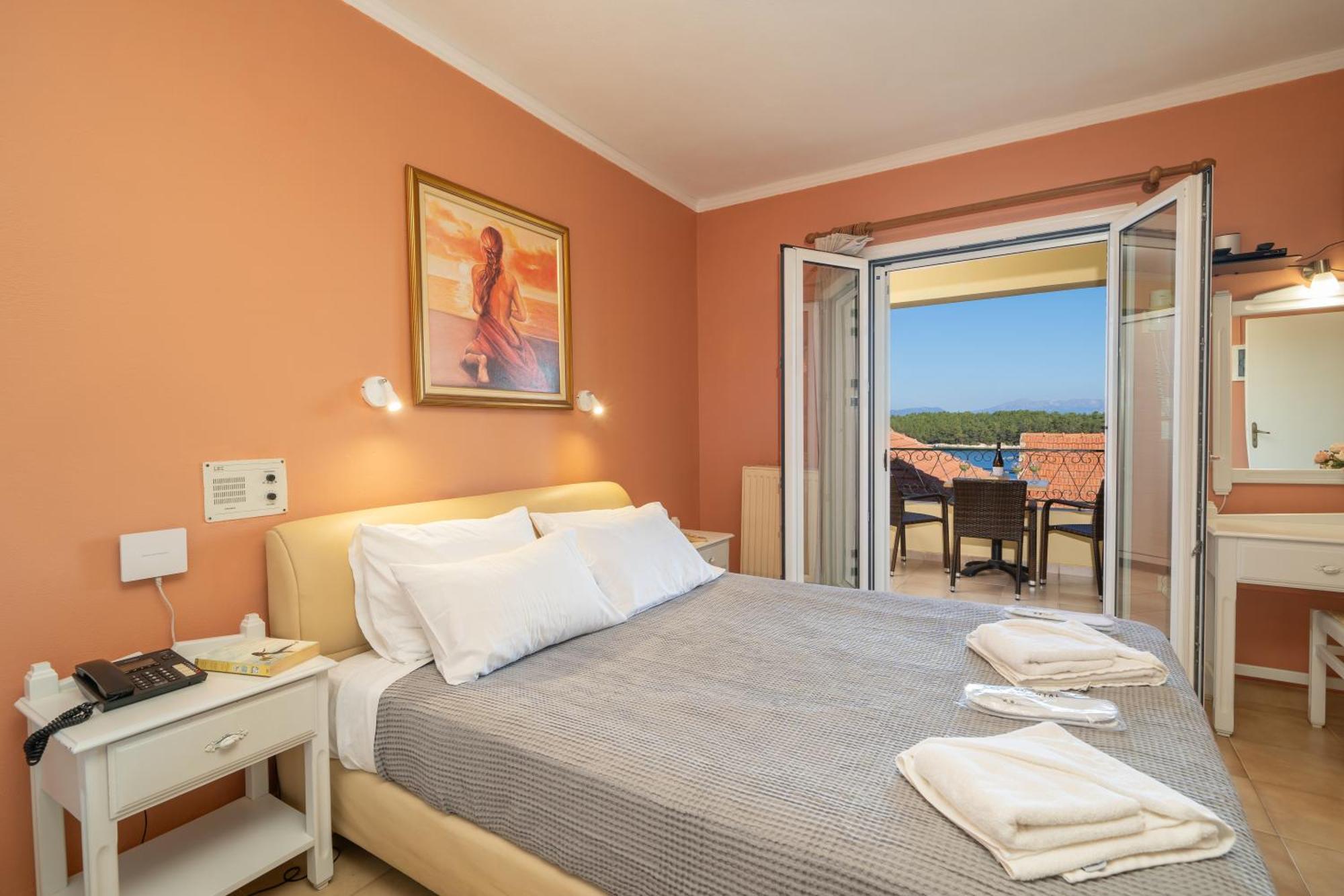Stella Hotel Apartments Fiskardo Eksteriør billede