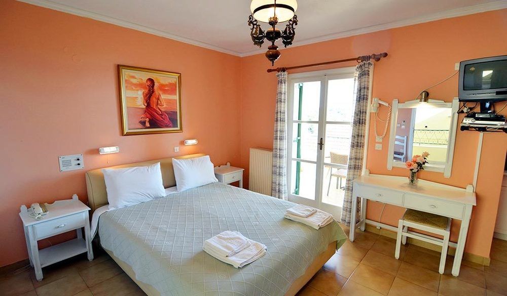 Stella Hotel Apartments Fiskardo Eksteriør billede
